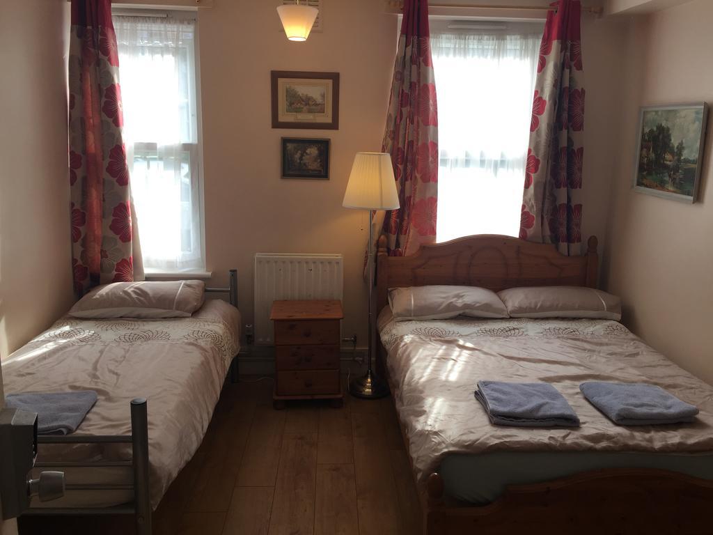 Central Greenwich Guest Rooms Londra Esterno foto