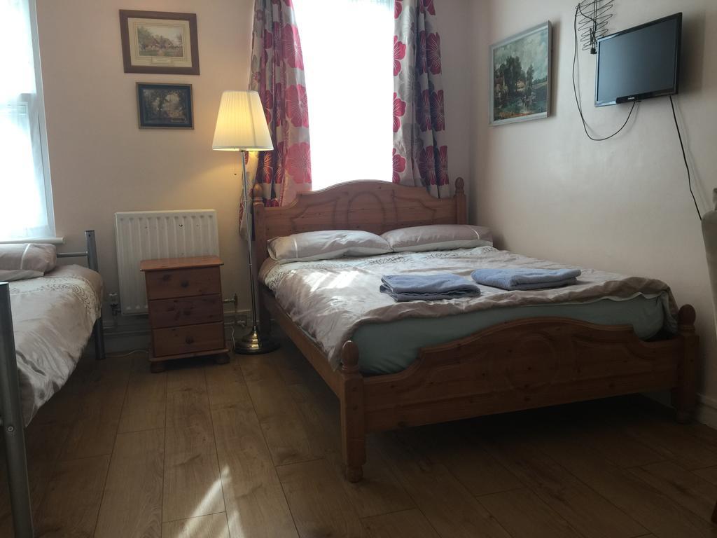 Central Greenwich Guest Rooms Londra Esterno foto