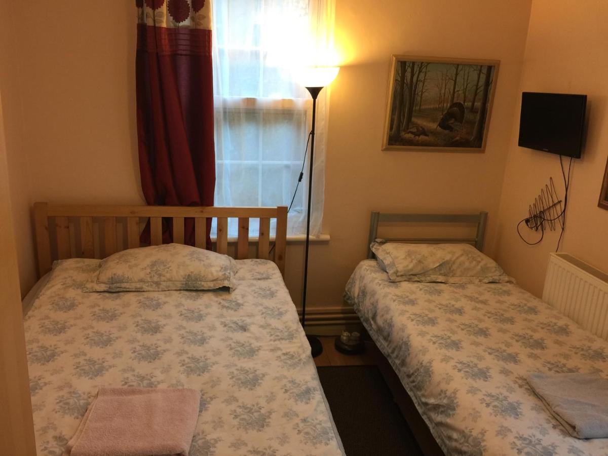 Central Greenwich Guest Rooms Londra Esterno foto