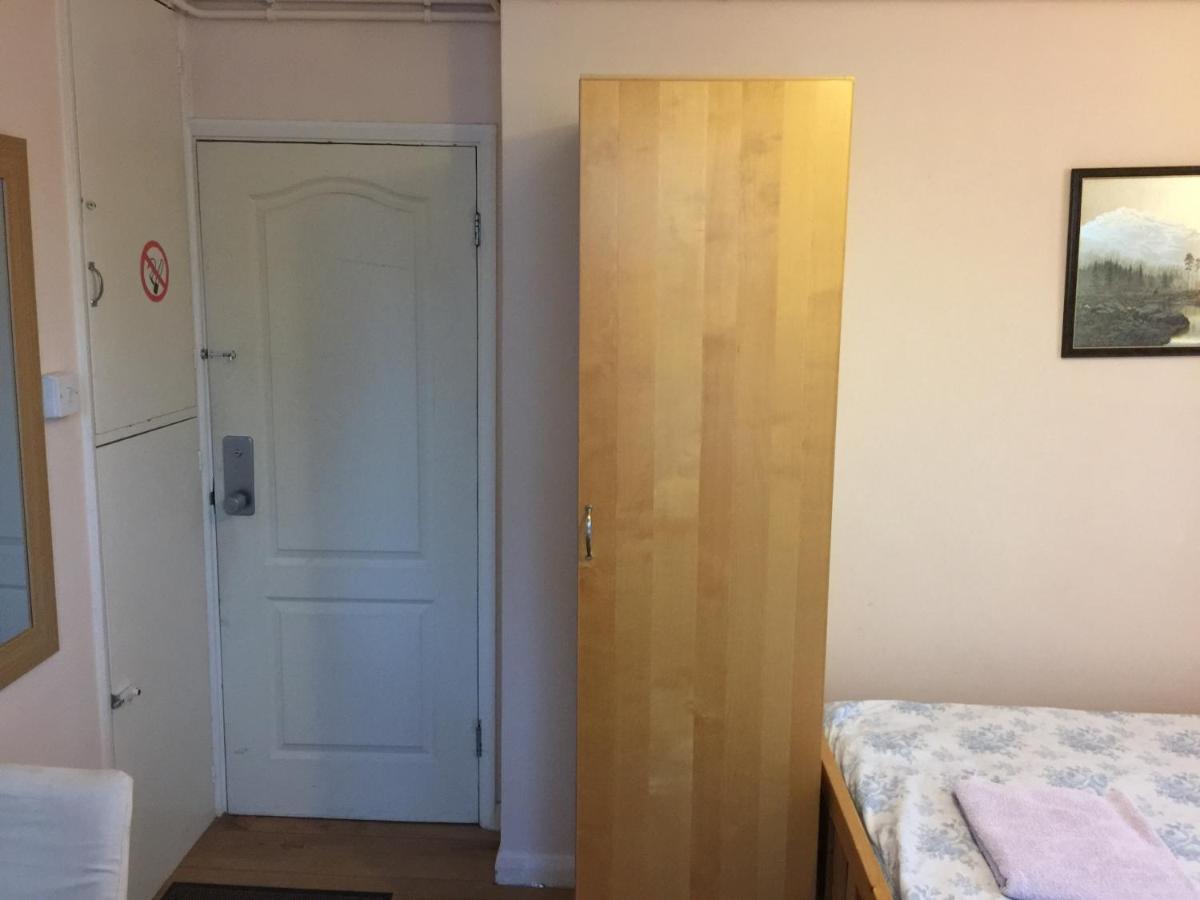 Central Greenwich Guest Rooms Londra Esterno foto